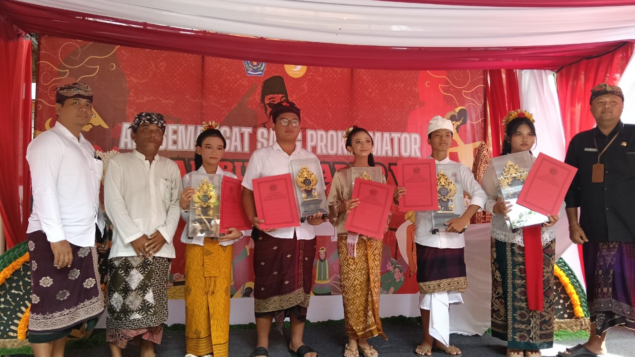 Perwakilan Kelurahan Sesetan Mendapat Juara pada Lomba Bulan Bung Karno
